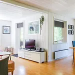 3 Bedroom Lovely In Holiday home *
